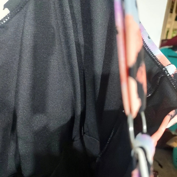 NWOT Roatan Swimwear Floral One Piece Swimsuit in Size 2X - Picture 10 of 12